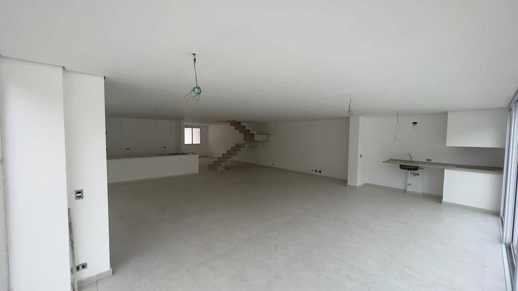 Casa, 4 quartos, 260 m² - Foto 5