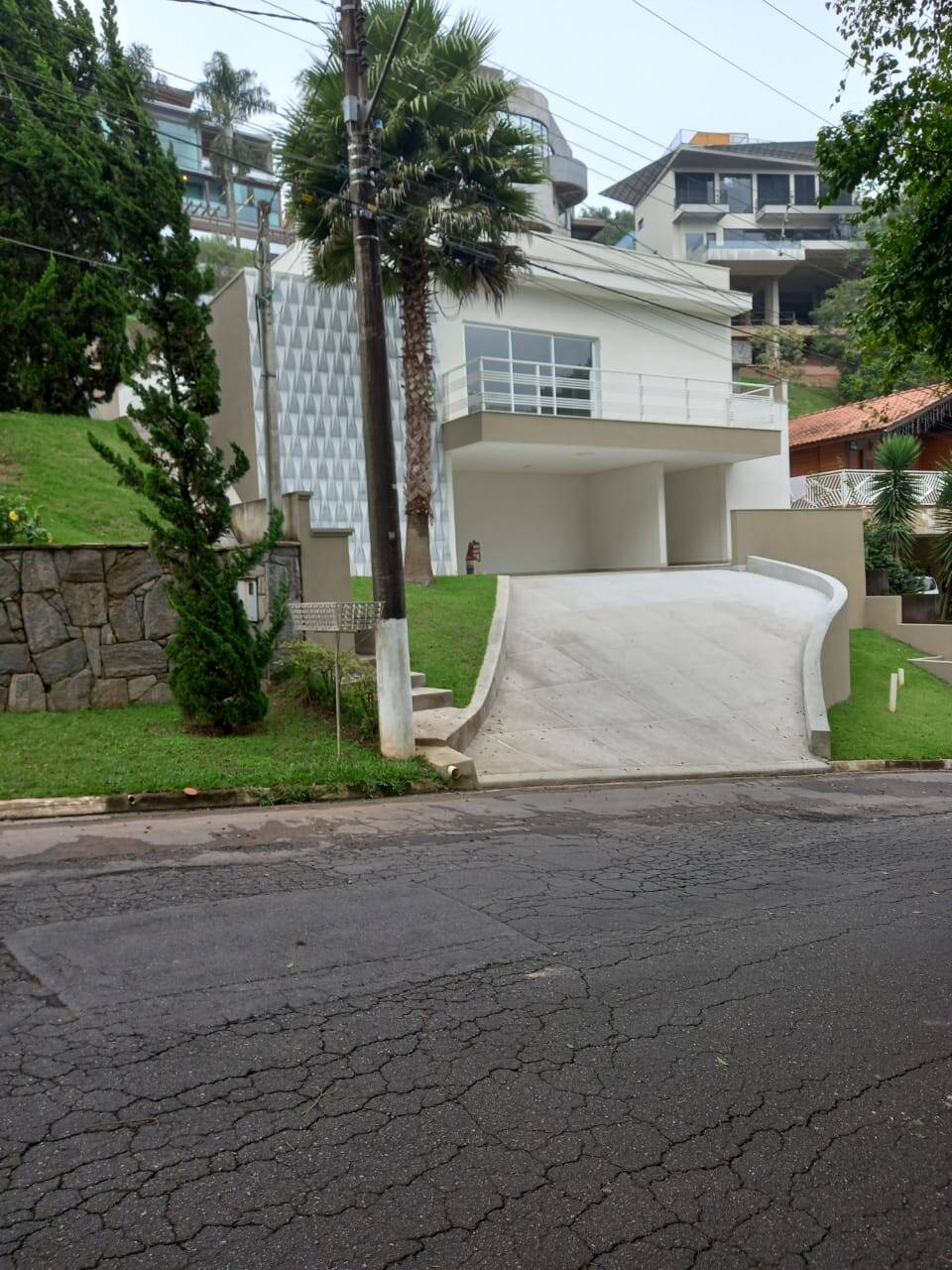 #1248 - Casa para Venda em Arujá - SP