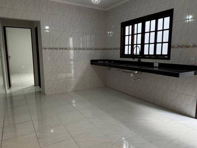 Casa para Venda em Guarulhos - 2