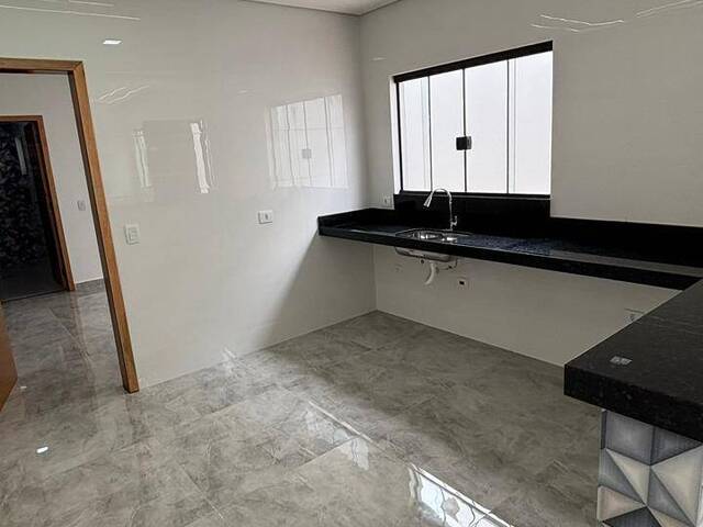 Casa para Venda em Guarulhos - 4