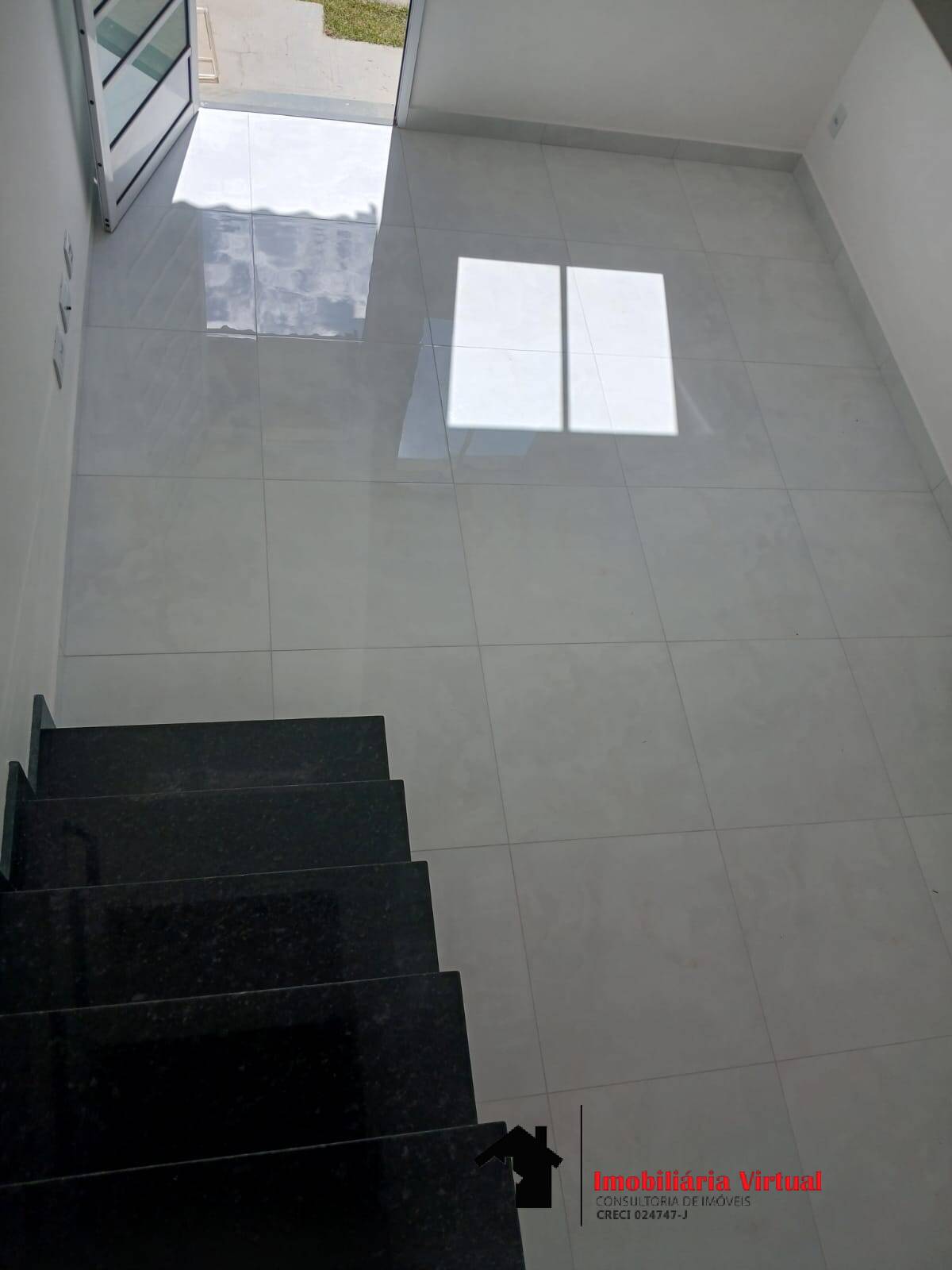 Casa à venda com 2 quartos, 54m² - Foto 19
